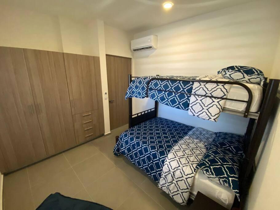 Condo In El Centro Near Malecon! Mazatlan Bagian luar foto